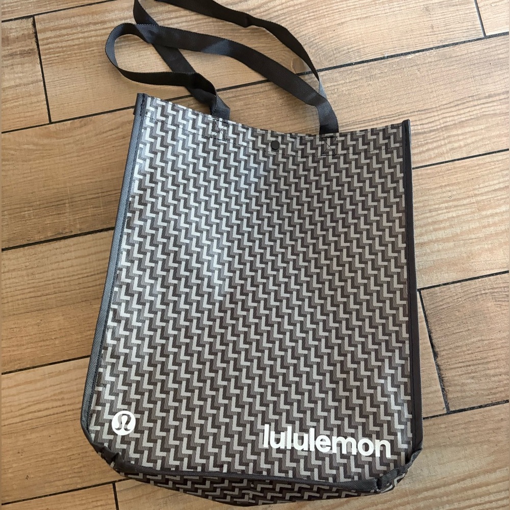 lululemon athletica Black and White Men's Tote